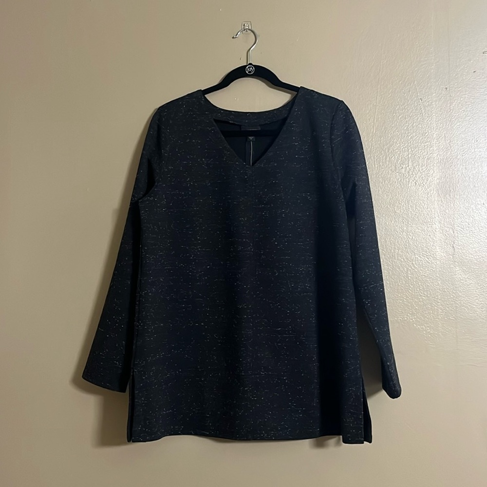NWOT J.Jill Wearever Collection Blackspeck Long Sleeves Side Slit Tunic Top Sz M